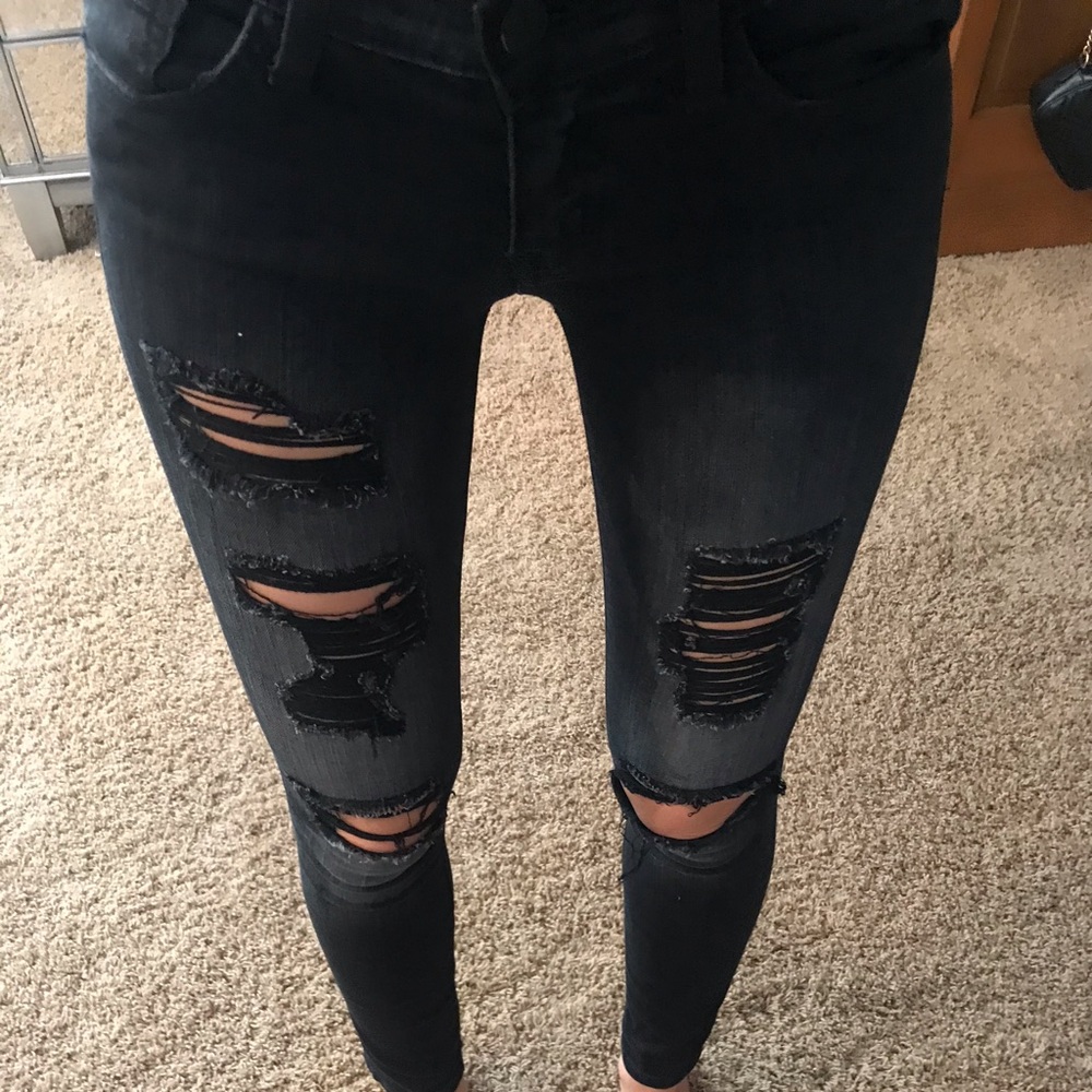 Black ripped jean